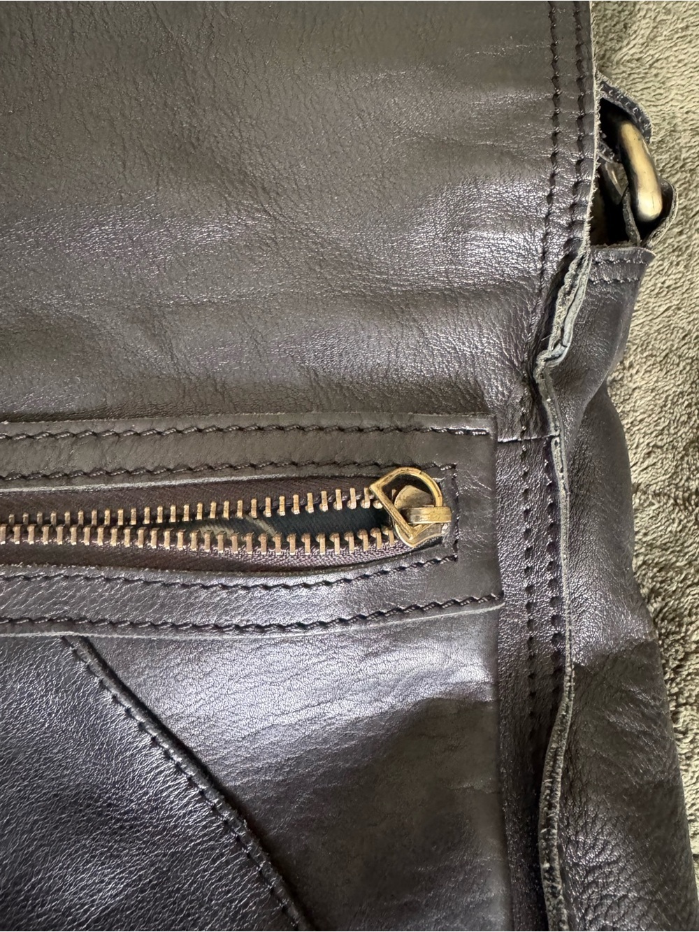 Lucky Brand 100% Genuine Leather Black Crossbody Shoulder Bag - Picture 8 of 13